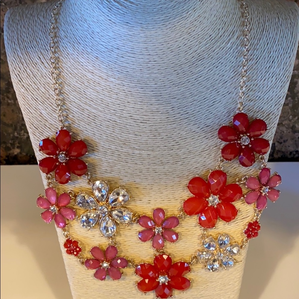 Statement Necklace - Picture 3 of 3